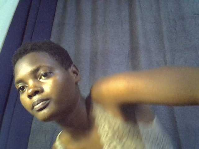 Slender-kerry live cam on BongaCams