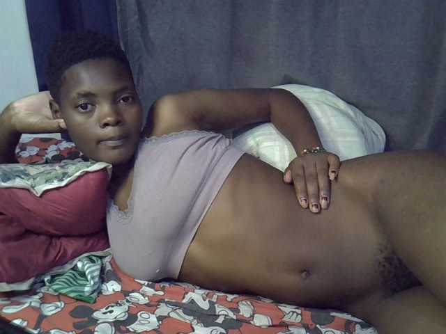 Slender-kerry live cam on BongaCams