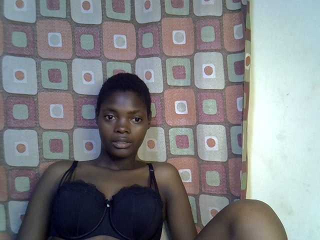 Slender-kerry live cam on BongaCams