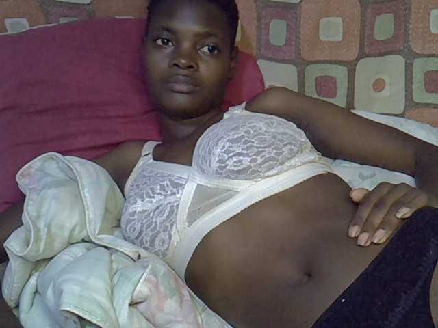 Slender-kerry live cam on BongaCams