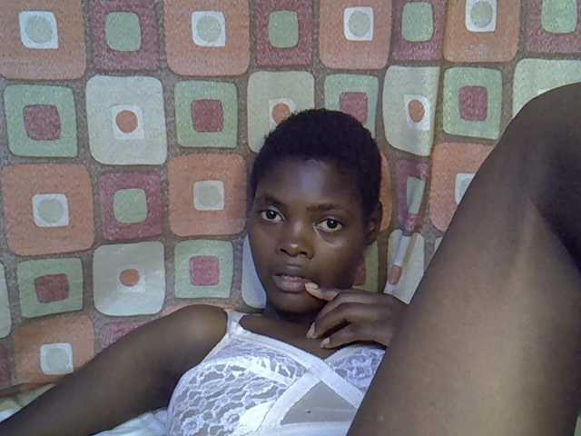Slender-kerry live cam on BongaCams