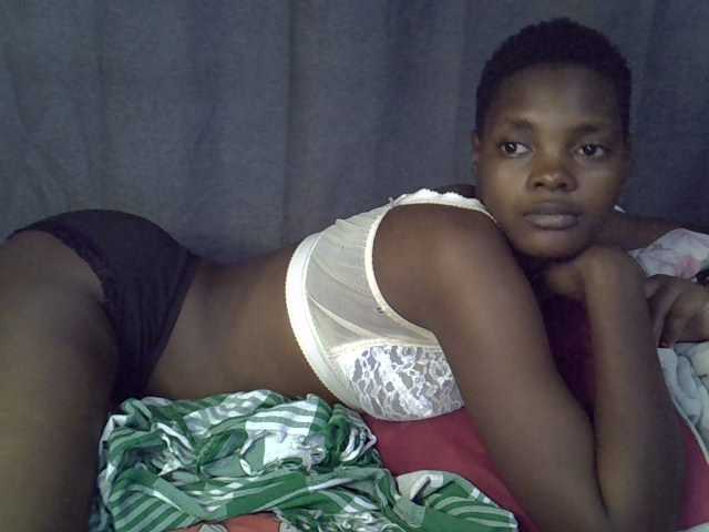 Slender-kerry live cam on BongaCams