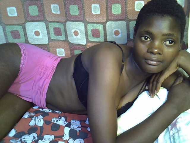 Slender-kerry live cam on BongaCams