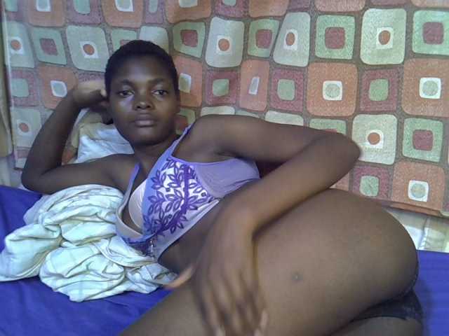 Slender-kerry live cam on BongaCams