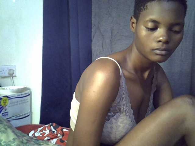 Slender-kerry live cam on BongaCams