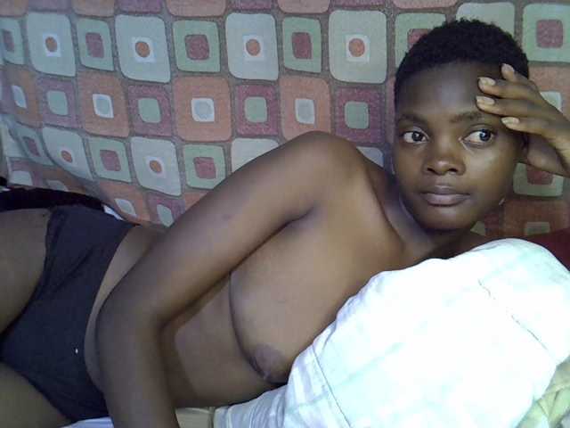 Slender-kerry live cam on BongaCams
