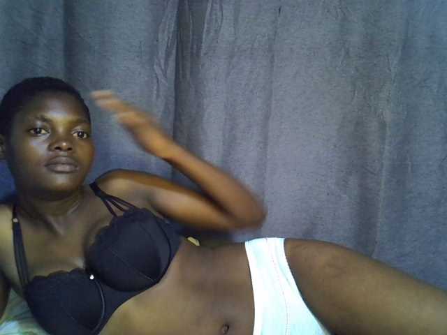 Slender-kerry live webcam show