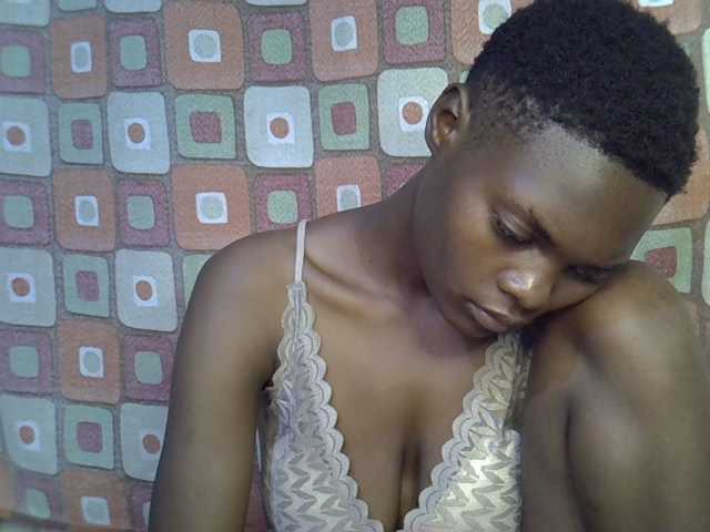 Slender-kerry live cam on BongaCams