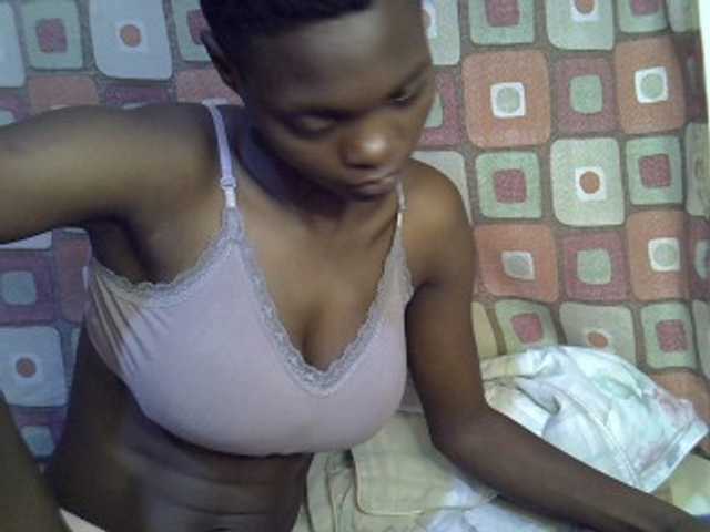 Slender-kerry live cam on BongaCams