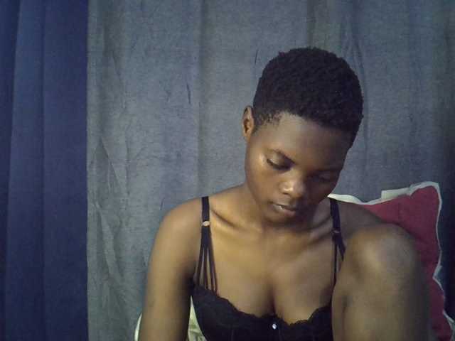 Slender-kerry live cam on BongaCams