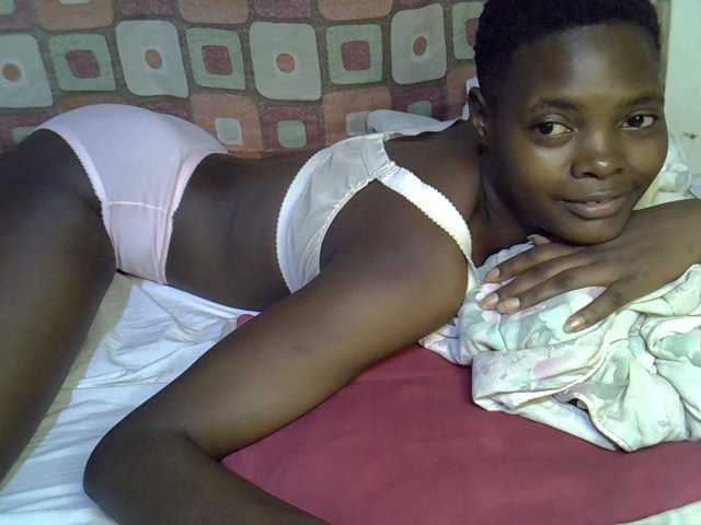 Slender-kerry live cam on BongaCams