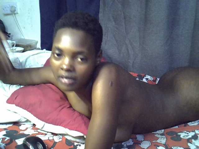 Slender-kerry live cam on BongaCams
