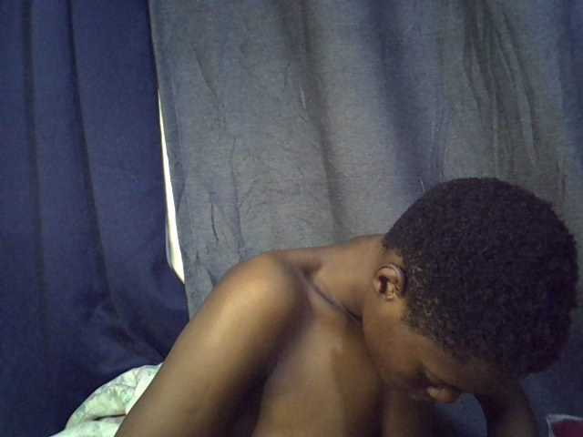 Slender-kerry live cam on BongaCams