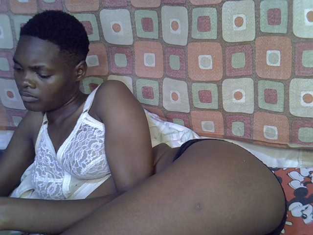 Slender-kerry live cam on BongaCams