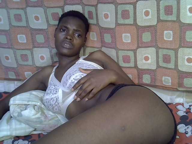 Slender-kerry live cam on BongaCams