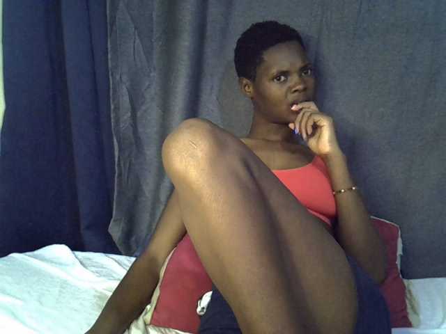 Slender-kerry live cam on BongaCams