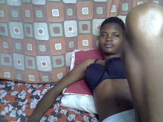 Slender-kerry live cam on BongaCams