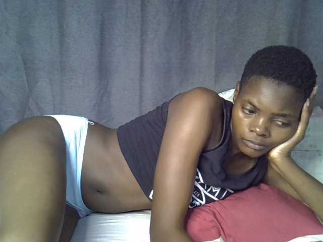 Slender-kerry live cam on BongaCams