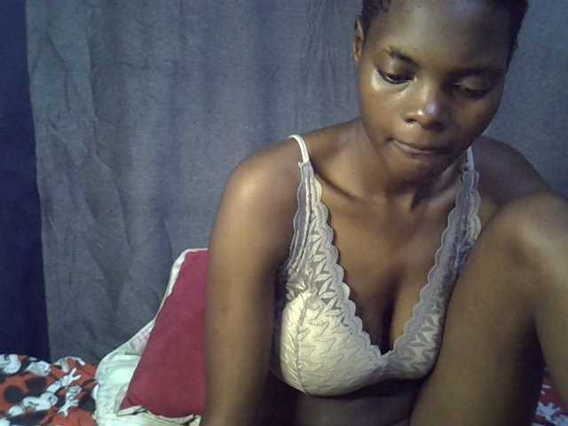 Slender-kerry live cam on BongaCams