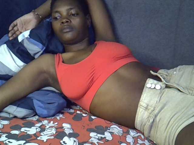 Slender-kerry live cam on BongaCams