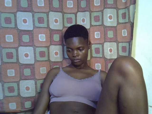 Slender-kerry live cam on BongaCams