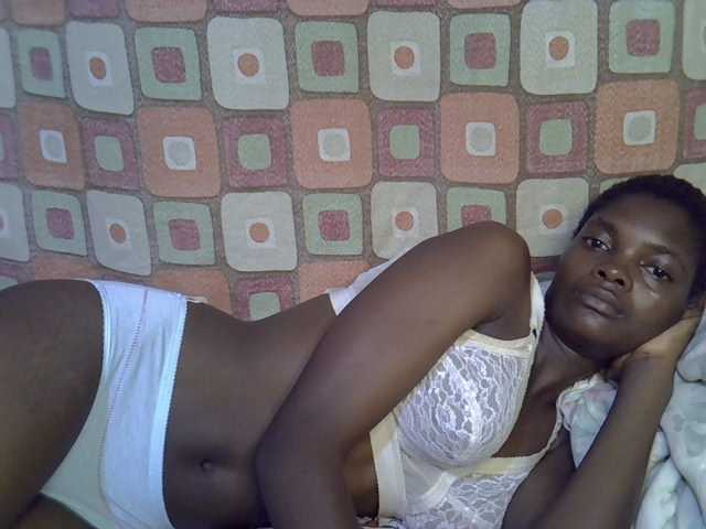 Slender-kerry live cam on BongaCams