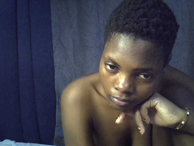 Slender-kerry live cam on BongaCams