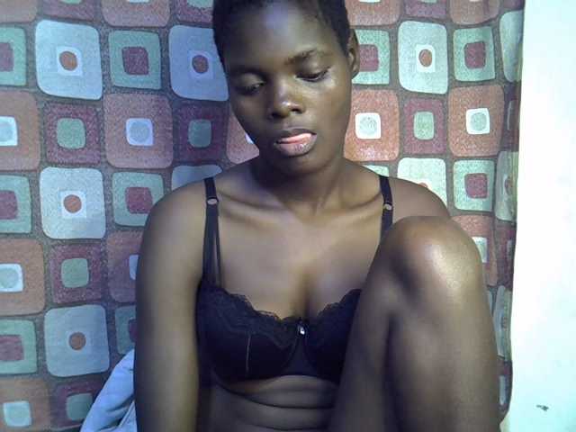 Slender-kerry live cam on BongaCams