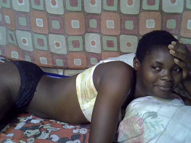 Slender-kerry live cam on BongaCams