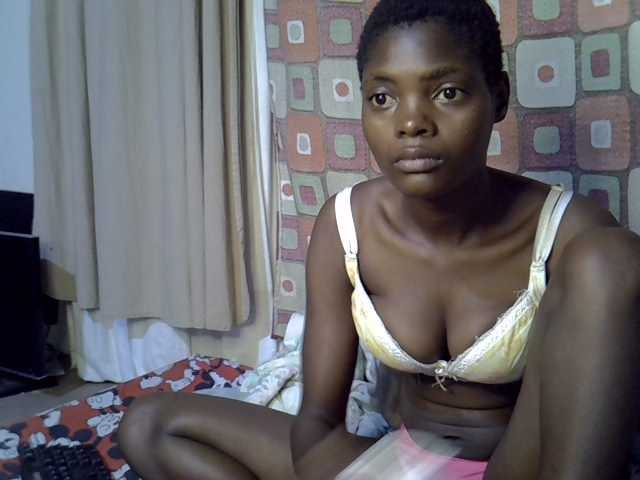 Slender-kerry live cam on BongaCams