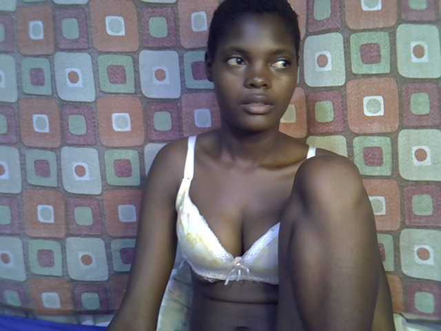 Slender-kerry live cam on BongaCams
