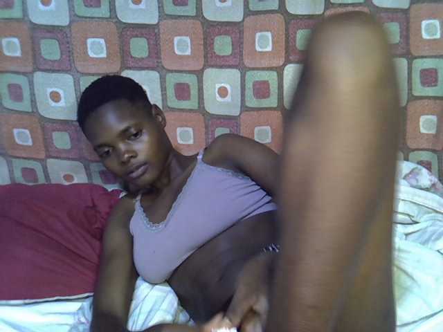 Slender-kerry live cam on BongaCams