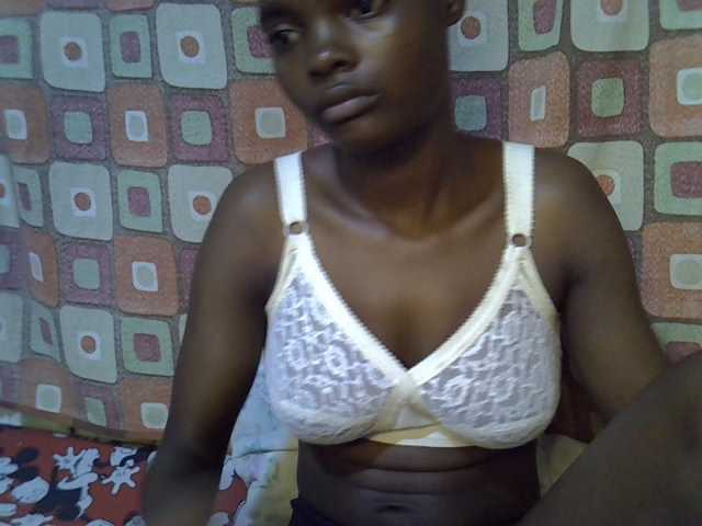Slender-kerry live cam on BongaCams