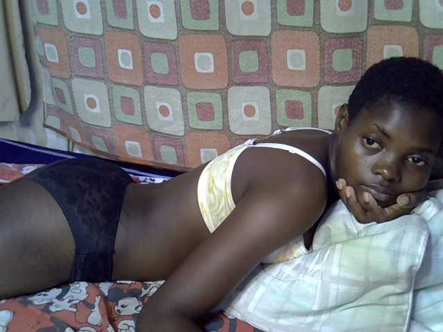 Slender-kerry live cam on BongaCams
