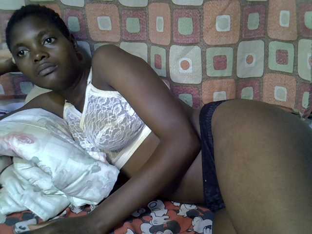 Slender-kerry live cam on BongaCams
