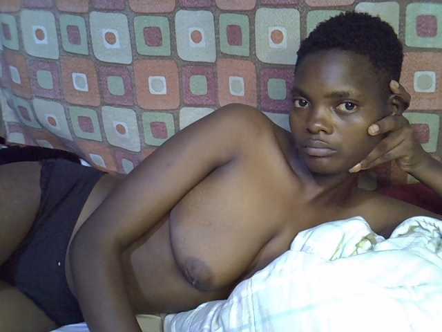 Slender-kerry live cam on BongaCams