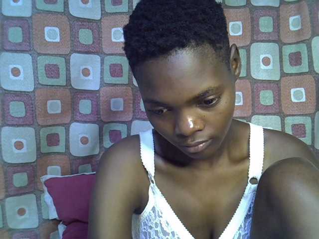Slender-kerry live cam on BongaCams