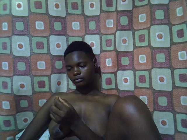 Slender-kerry live cam on BongaCams
