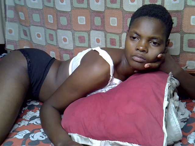 Slender-kerry live cam on BongaCams