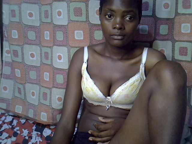 Slender-kerry live cam on BongaCams