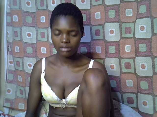 Slender-kerry live cam on BongaCams