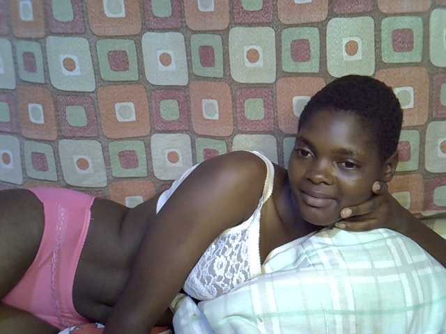 Slender-kerry live cam on BongaCams