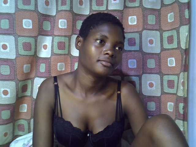 Slender-kerry live cam on BongaCams