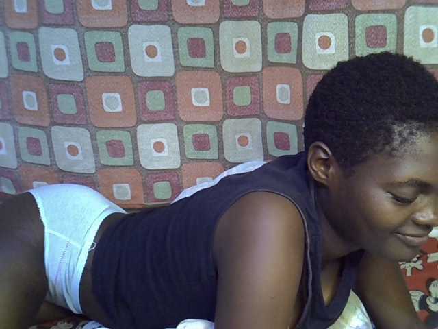 Slender-kerry live cam on BongaCams