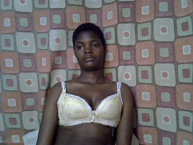 Slender-kerry live cam on BongaCams