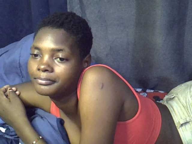 Slender-kerry live cam on BongaCams