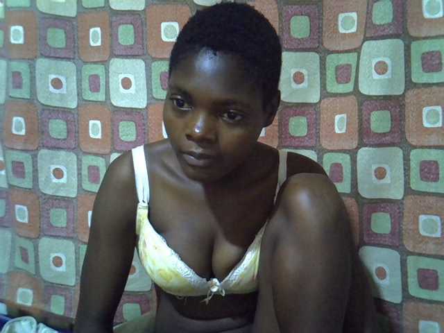 Slender-kerry live cam on BongaCams