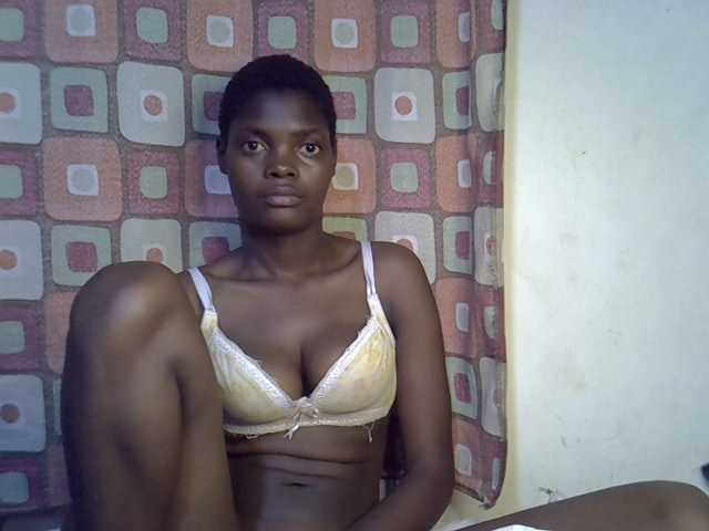 Slender-kerry live cam on BongaCams