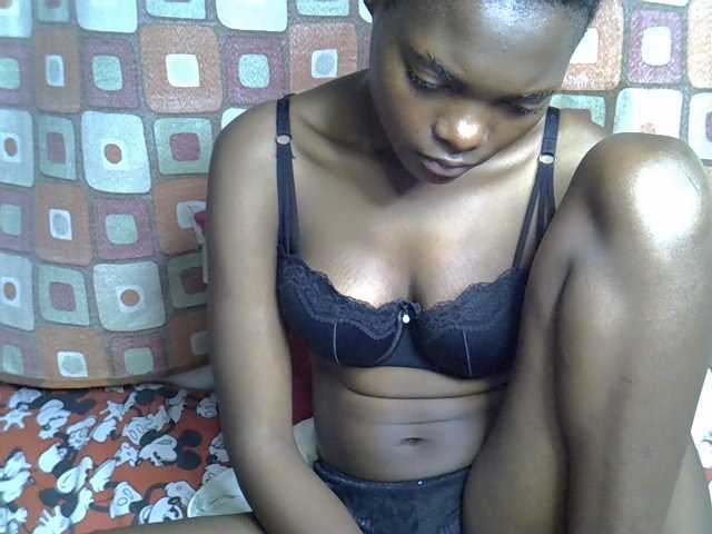 Slender-kerry live cam on BongaCams
