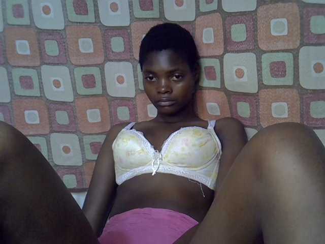 Slender-kerry live cam on BongaCams